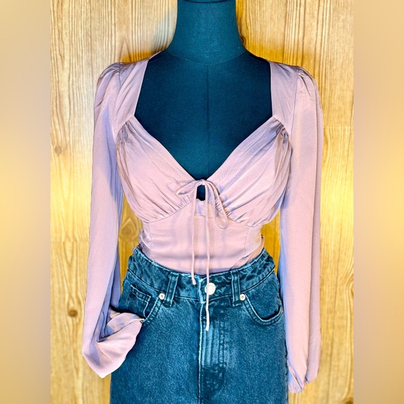 Abercrombie & Fitch Tops - 🟢Women’s Abercrombie and Fitch Long Sleeve Satin Ruched Top Blush Sz XS Boho